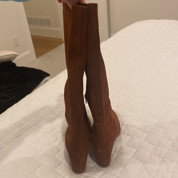 New Bueno Sky Tall suede boot in Tobacco size 40 (9.5-10) - Picture 6 of 6
